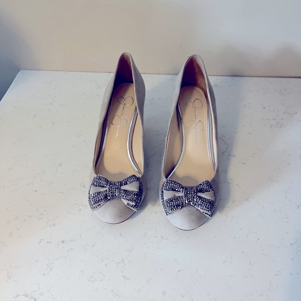 Jessica Simpson taupe wedges size 6.5